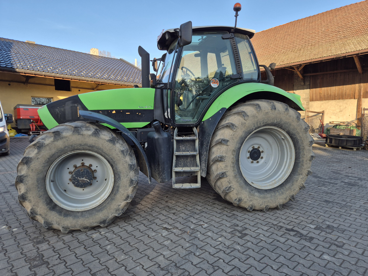 DEUTZ-FAHR Agrotron M650 - Traktor: slika 2 DEUTZ-FAHR Agrotron M650 - Traktor: slika 2