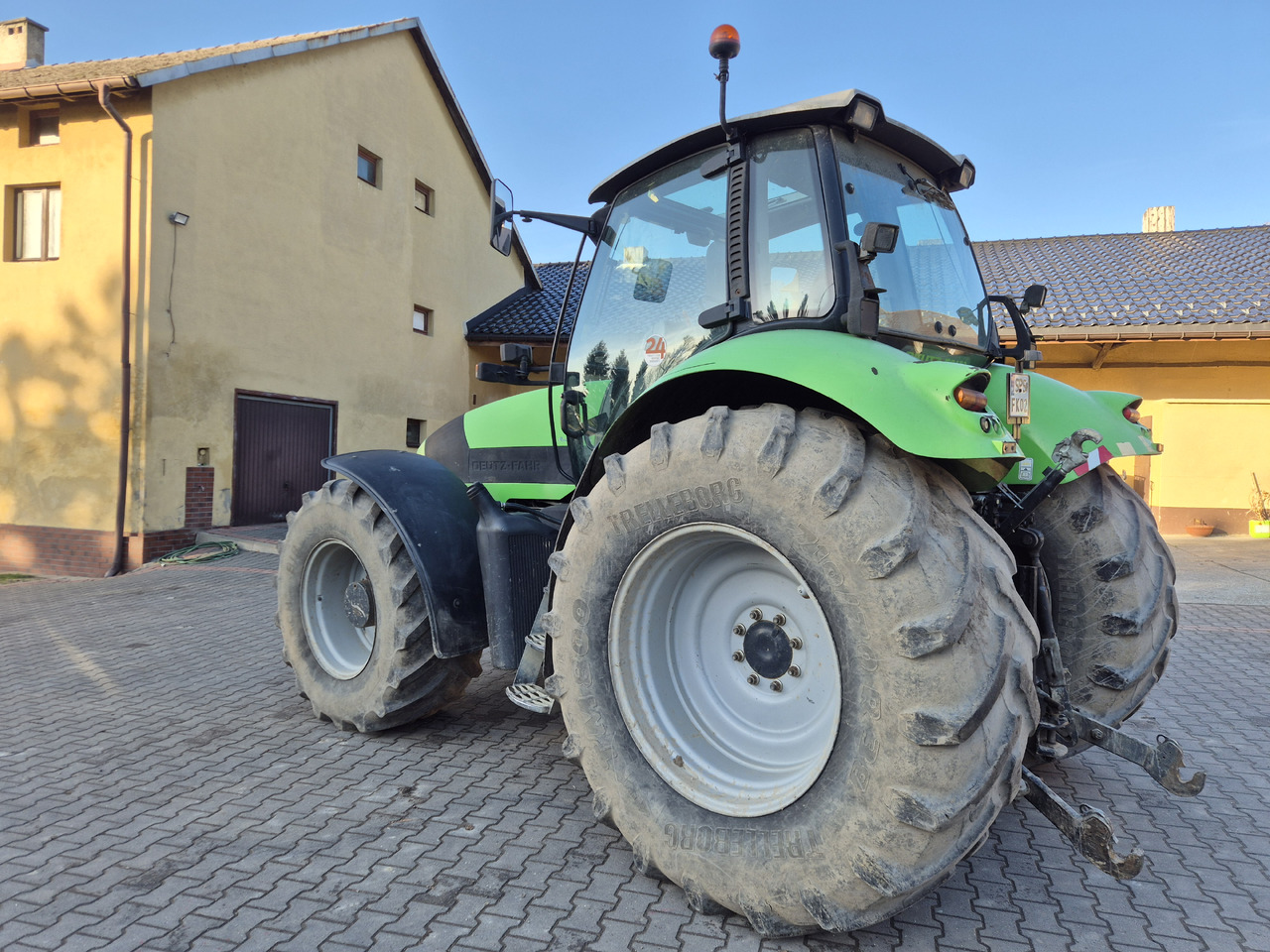 DEUTZ-FAHR Agrotron M650 - Traktor: slika 3 DEUTZ-FAHR Agrotron M650 - Traktor: slika 3