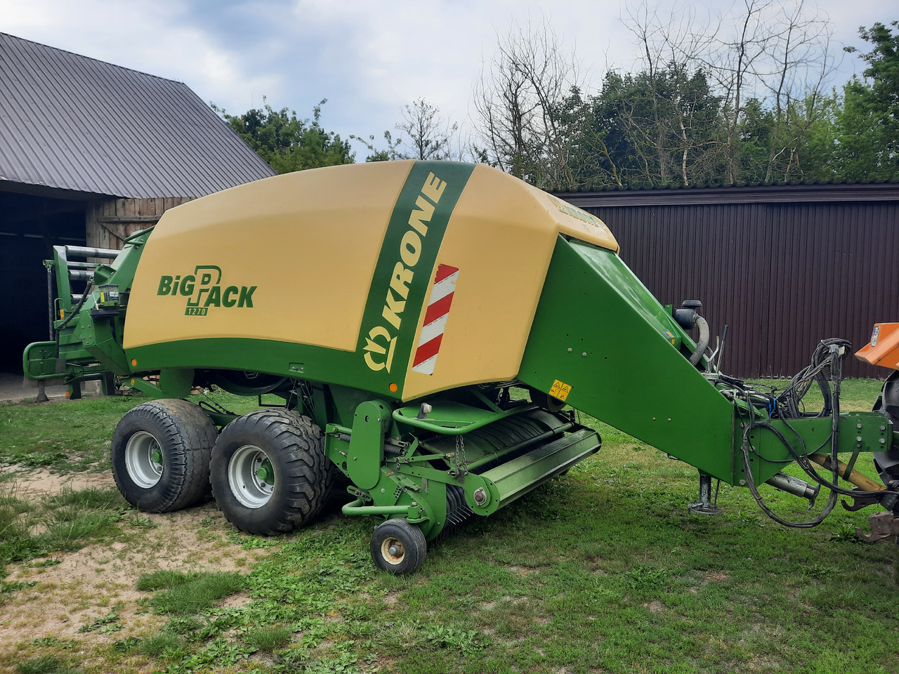 KRONE Big Pack 1270 - Balirka za kockaste bale: slika 2 KRONE Big Pack 1270 - Balirka za kockaste bale: slika 2