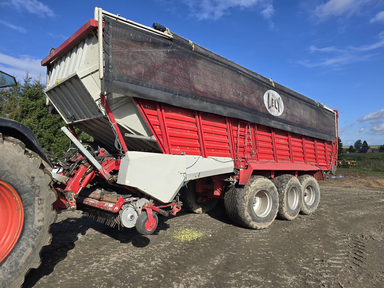LELY Tigo XR 100D - Prikolica sa automatskim punjenjem: slika 1 LELY Tigo XR 100D - Prikolica sa automatskim punjenjem: slika 1
