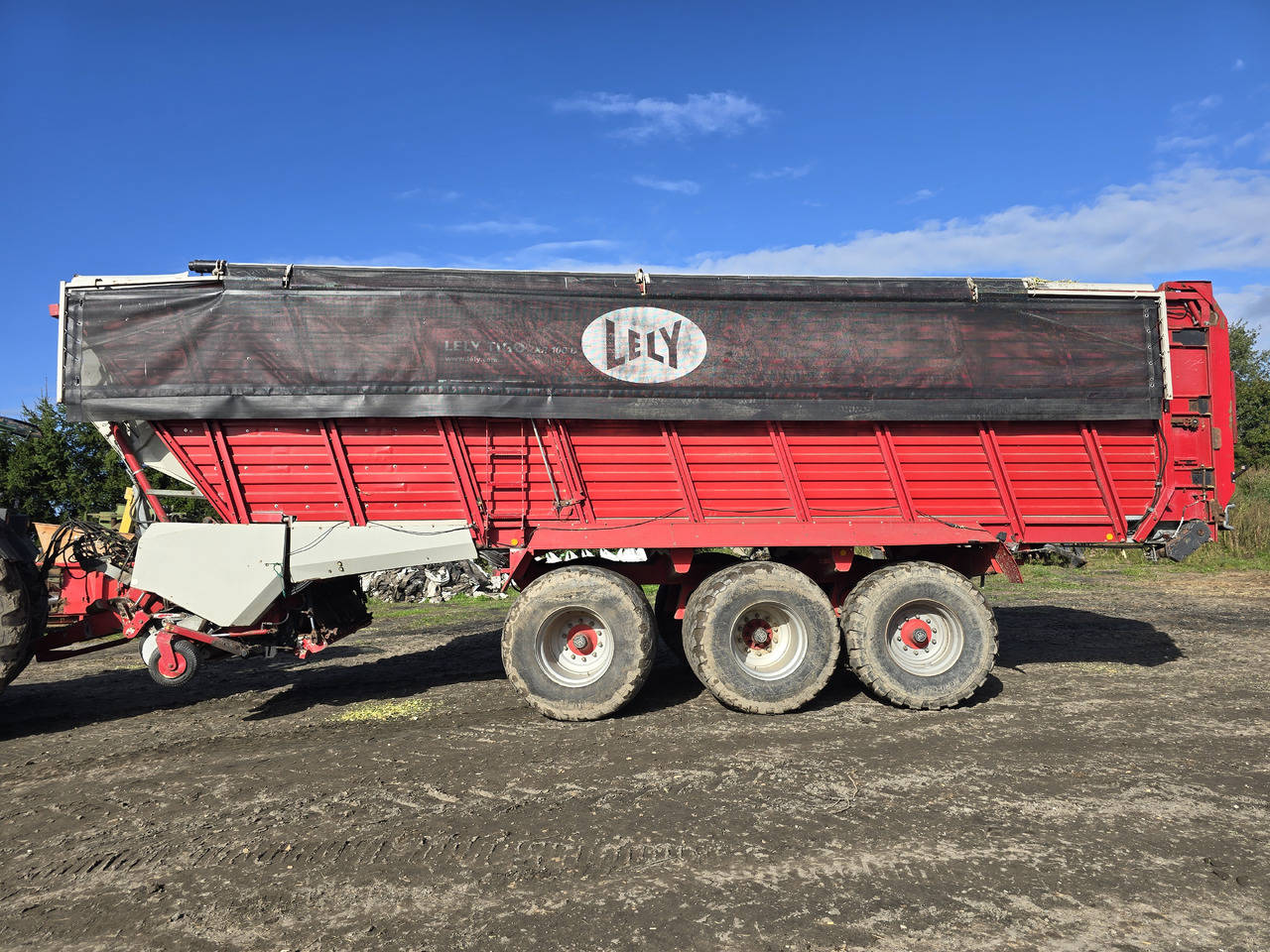 LELY Tigo XR 100D - Prikolica sa automatskim punjenjem: slika 2 LELY Tigo XR 100D - Prikolica sa automatskim punjenjem: slika 2