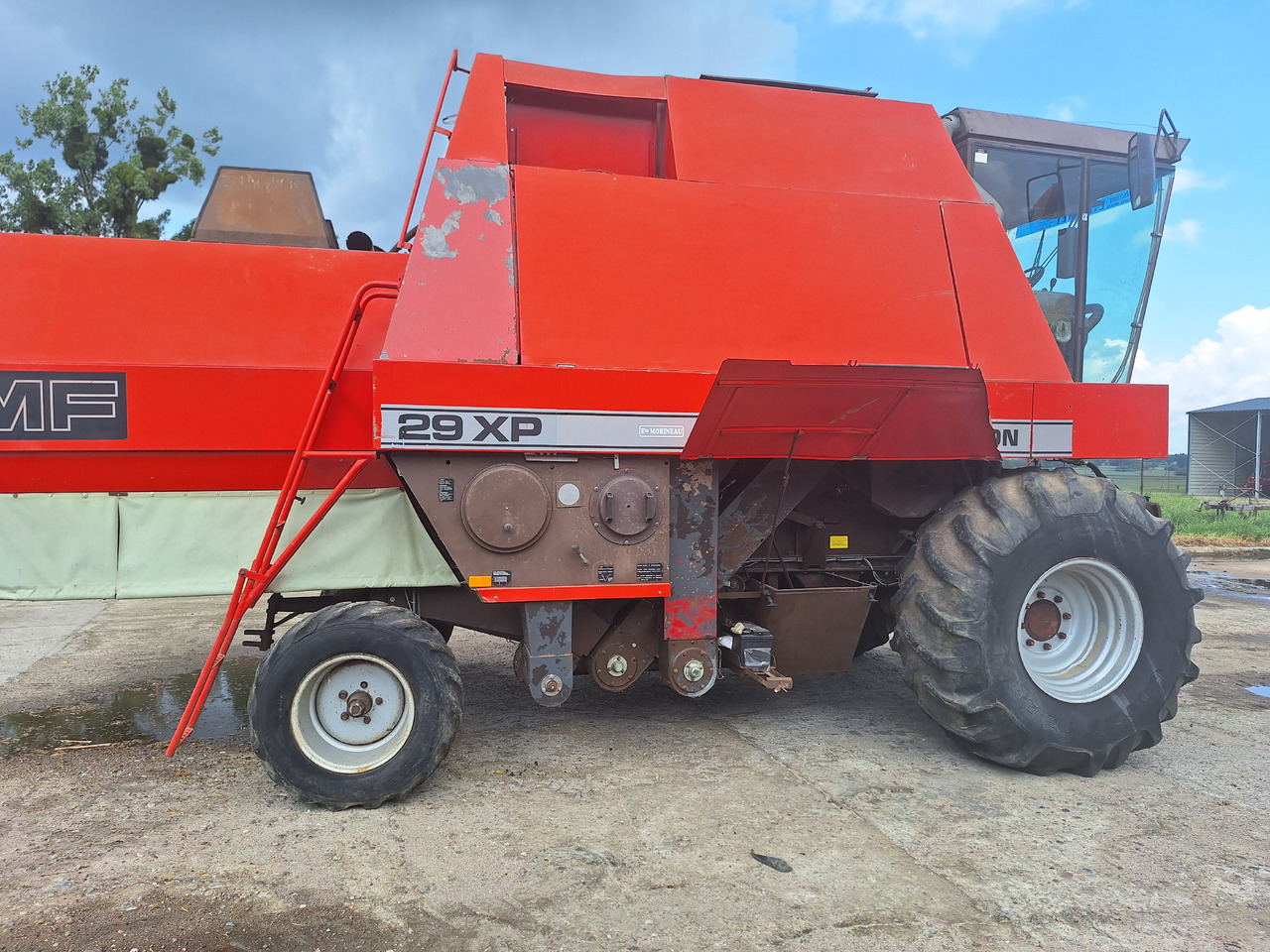 Massey Ferguson 29XP - Kombinovani kombajn: slika 2 Massey Ferguson 29XP - Kombinovani kombajn: slika 2