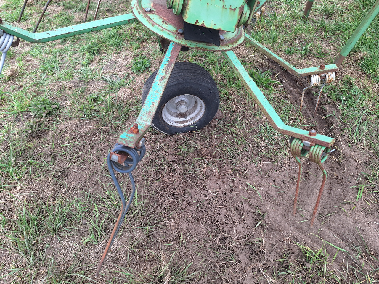 STOLL 2585 - Prevrtač/ Grabuljač: slika 5 STOLL 2585 - Prevrtač/ Grabuljač: slika 5