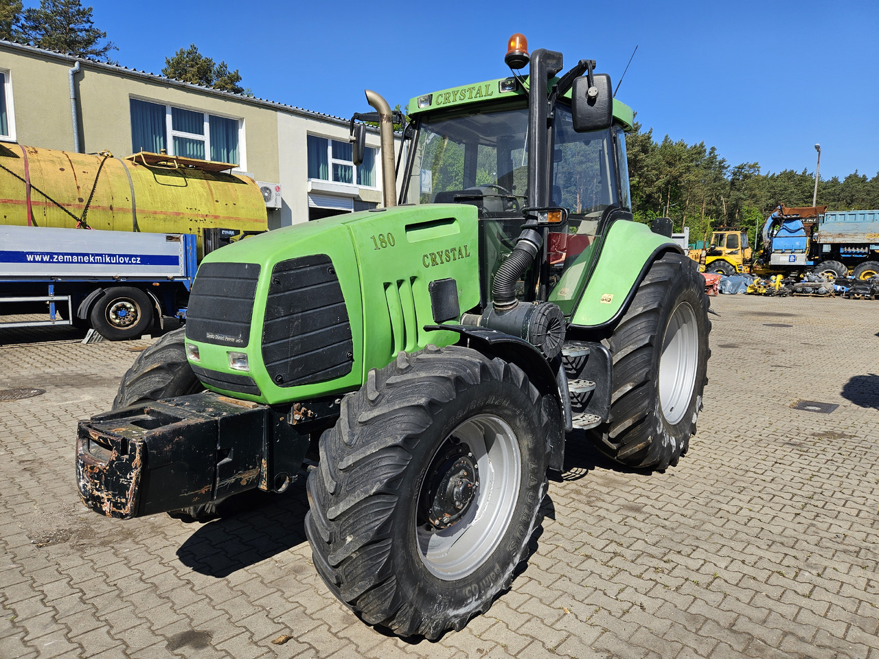 Traktor Ursus Crystal 180: slika 1