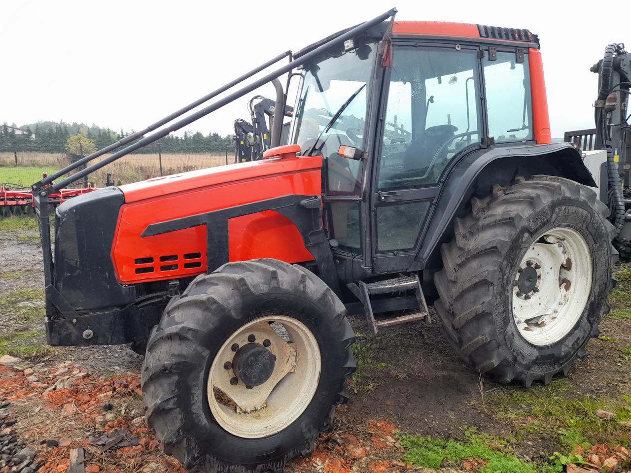 Valtra / Fao Far 6250 / 4768 - Šumarski traktor, Šumska prikolica: slika 2 Valtra / Fao Far 6250 / 4768 - Šumarski traktor, Šumska prikolica: slika 2