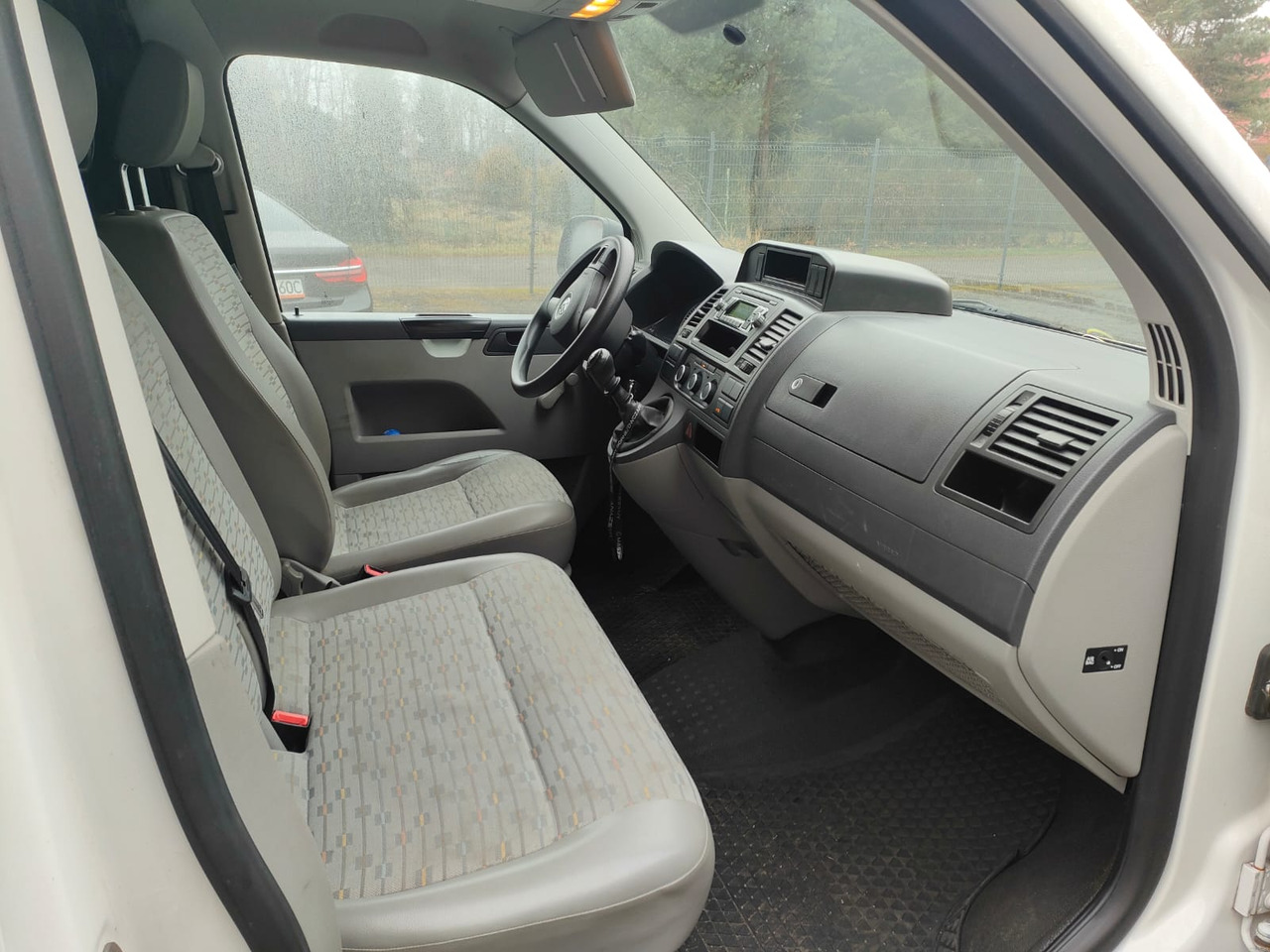 Volkswagen Transporter T 5.1 - Automobil: slika 4 Volkswagen Transporter T 5.1 - Automobil: slika 4