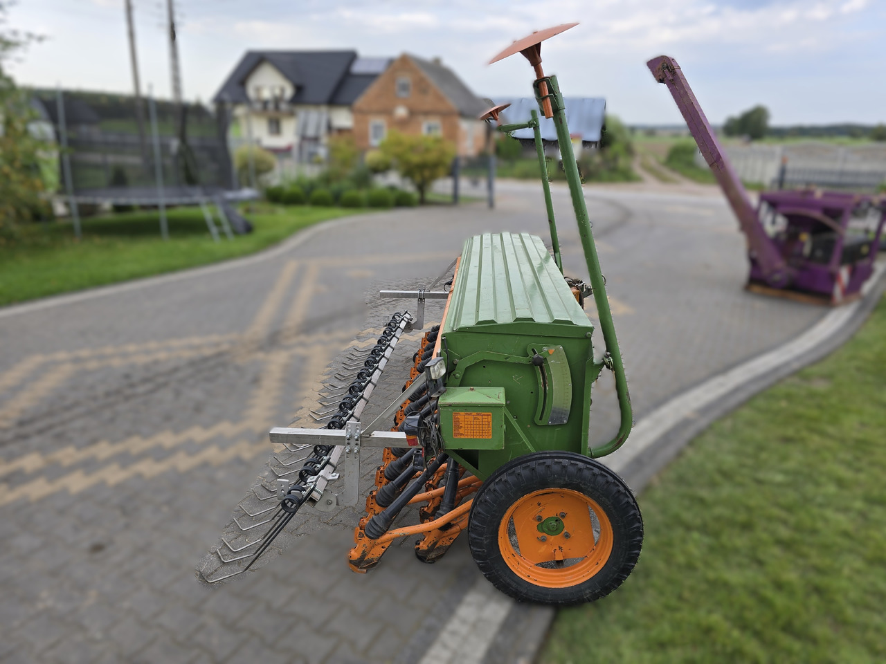 Amazone D8/30 SPECIAL - Oprema za setvu: slika 4 Amazone D8/30 SPECIAL - Oprema za setvu: slika 4