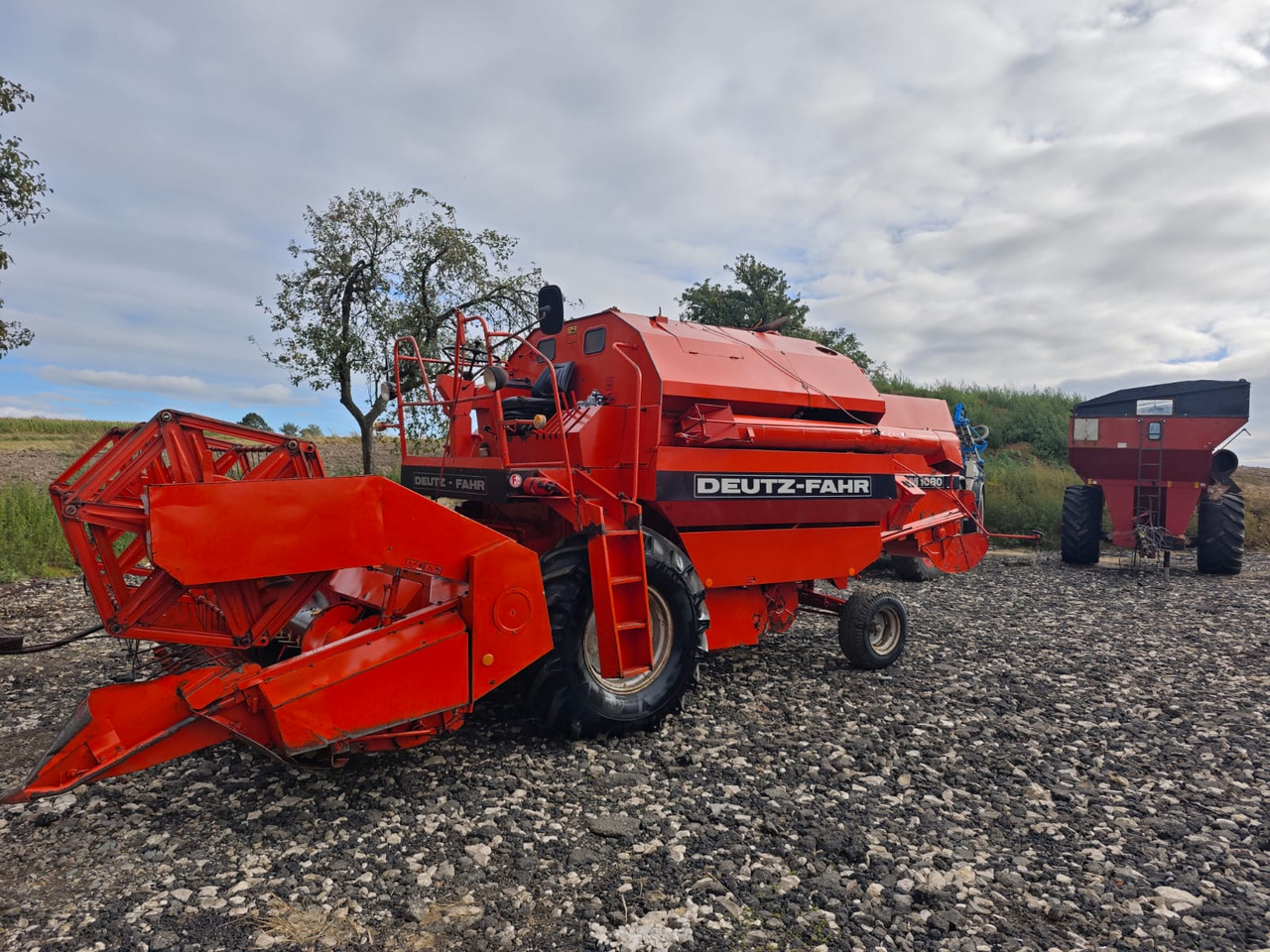 Deutz-fahr M 1080 - Kombinovani kombajn: slika 1 Deutz-fahr M 1080 - Kombinovani kombajn: slika 1