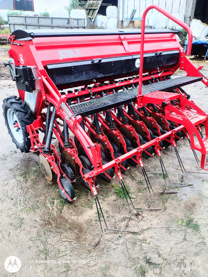 Inna JOTA-Z - Oprema za setvu: slika 3 Inna JOTA-Z - Oprema za setvu: slika 3