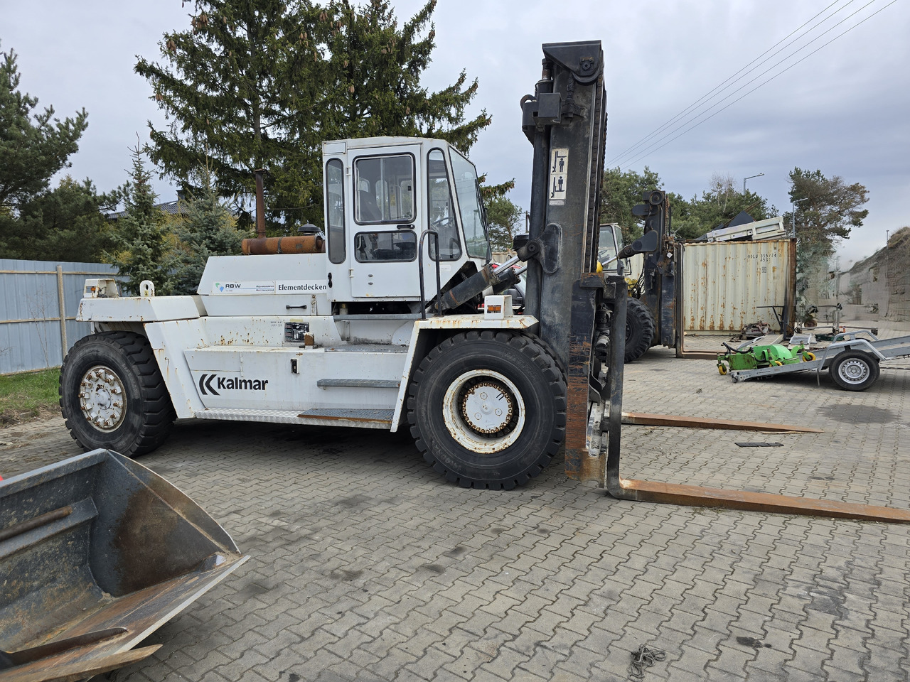 Kalmar DC18-1200N LB - Kamion za prevoz kontejnera/ Kamion sa promenjivim sandukom: slika 2 Kalmar DC18-1200N LB - Kamion za prevoz kontejnera/ Kamion sa promenjivim sandukom: slika 2