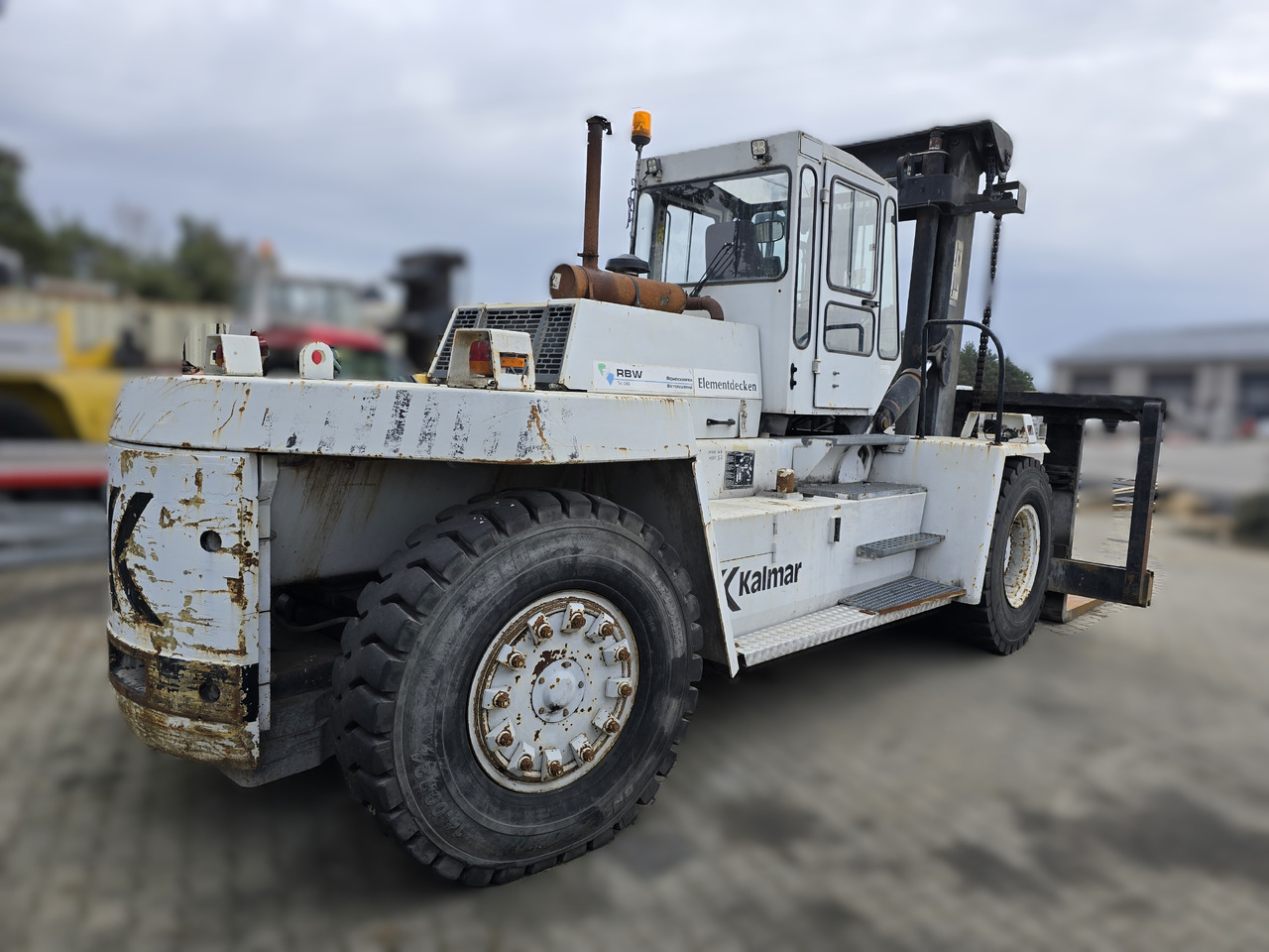 Kalmar DC18-1200N LB - Kamion za prevoz kontejnera/ Kamion sa promenjivim sandukom: slika 5 Kalmar DC18-1200N LB - Kamion za prevoz kontejnera/ Kamion sa promenjivim sandukom: slika 5