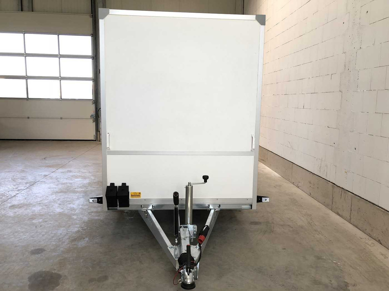 BLYSS F1330HD Kofferanhänger - Prikolica sa zatvorenim sandukom: slika 4 BLYSS F1330HD Kofferanhänger - Prikolica sa zatvorenim sandukom: slika 4