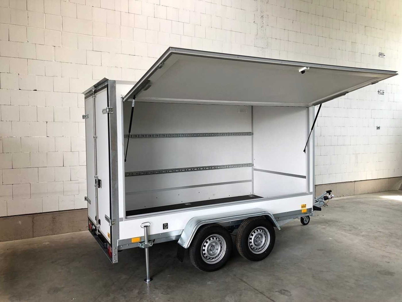 BLYSS F2030HTD VKL Kofferanhänger - Prikolica sa zatvorenim sandukom: slika 2 BLYSS F2030HTD VKL Kofferanhänger - Prikolica sa zatvorenim sandukom: slika 2