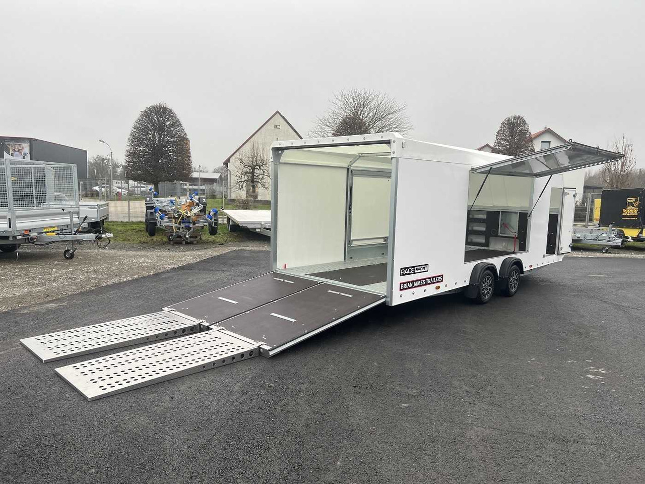 BRIAN_JAMES Race Sport Autotransporter geschlossen - Prikolica za prevoz automobila: slika 2 BRIAN_JAMES Race Sport Autotransporter geschlossen - Prikolica za prevoz automobila: slika 2