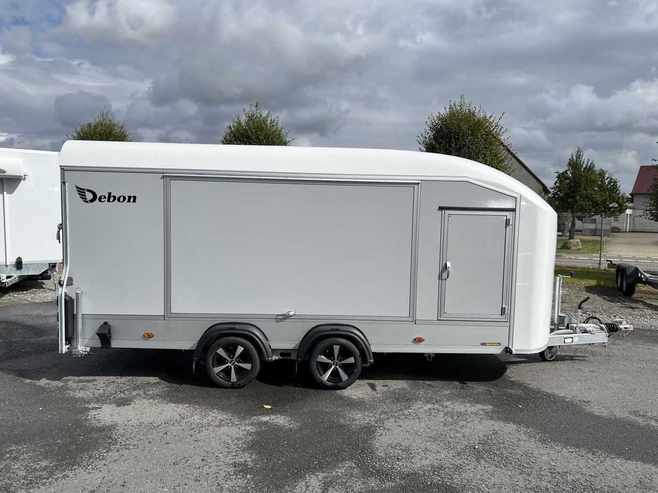 CHEVAL LIBERTE DEBON C1000 Roadster ALF Autotransporter geschlossen - Prikolica za prevoz automobila: slika 2 CHEVAL LIBERTE DEBON C1000 Roadster ALF Autotransporter geschlossen - Prikolica za prevoz automobila: slika 2