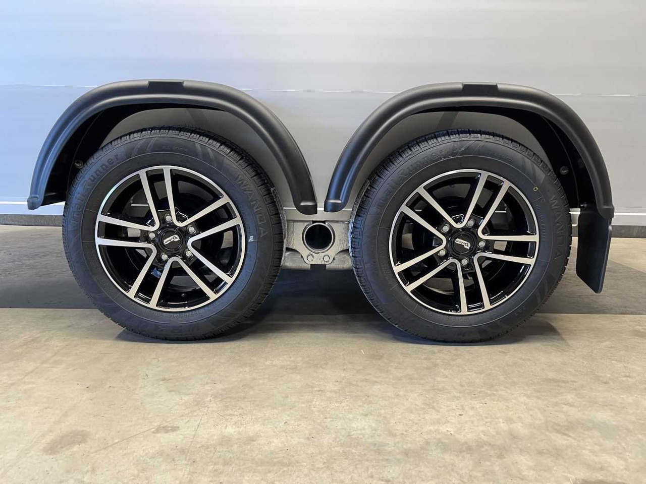 Novu Prikolica sa zatvorenim sandukom CHEVAL LIBERTE DEBON C700 Roadster ALF Kofferanhänger: slika 20 Novu Prikolica sa zatvorenim sandukom CHEVAL LIBERTE DEBON C700 Roadster ALF Kofferanhänger: slika 20