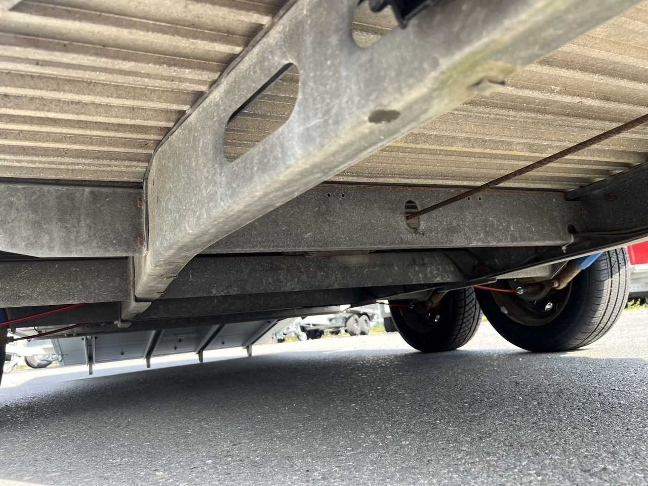 Lizing HUMBAUR HP 2000 Pferdeanhänger HUMBAUR HP 2000 Pferdeanhänger: slika 27 Lizing HUMBAUR HP 2000 Pferdeanhänger HUMBAUR HP 2000 Pferdeanhänger: slika 27