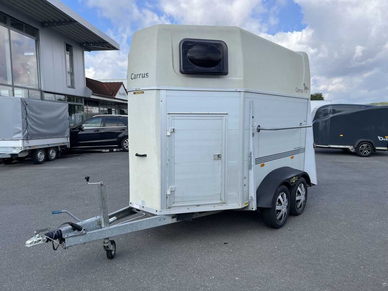 Lizing HUMBAUR HP 2000 Pferdeanhänger HUMBAUR HP 2000 Pferdeanhänger: slika 7 Lizing HUMBAUR HP 2000 Pferdeanhänger HUMBAUR HP 2000 Pferdeanhänger: slika 7