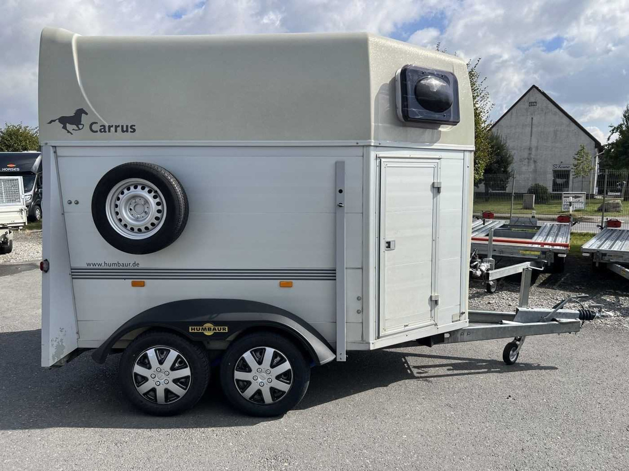 HUMBAUR HP 2000 Pferdeanhänger - Prikolica za automobil: slika 1 HUMBAUR HP 2000 Pferdeanhänger - Prikolica za automobil: slika 1