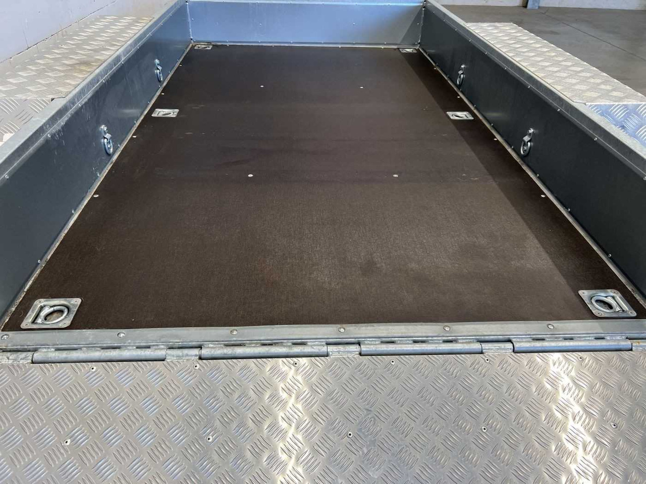 VARIANT 2715 M2 Maschinentransporter - Prikolica: slika 4 VARIANT 2715 M2 Maschinentransporter - Prikolica: slika 4