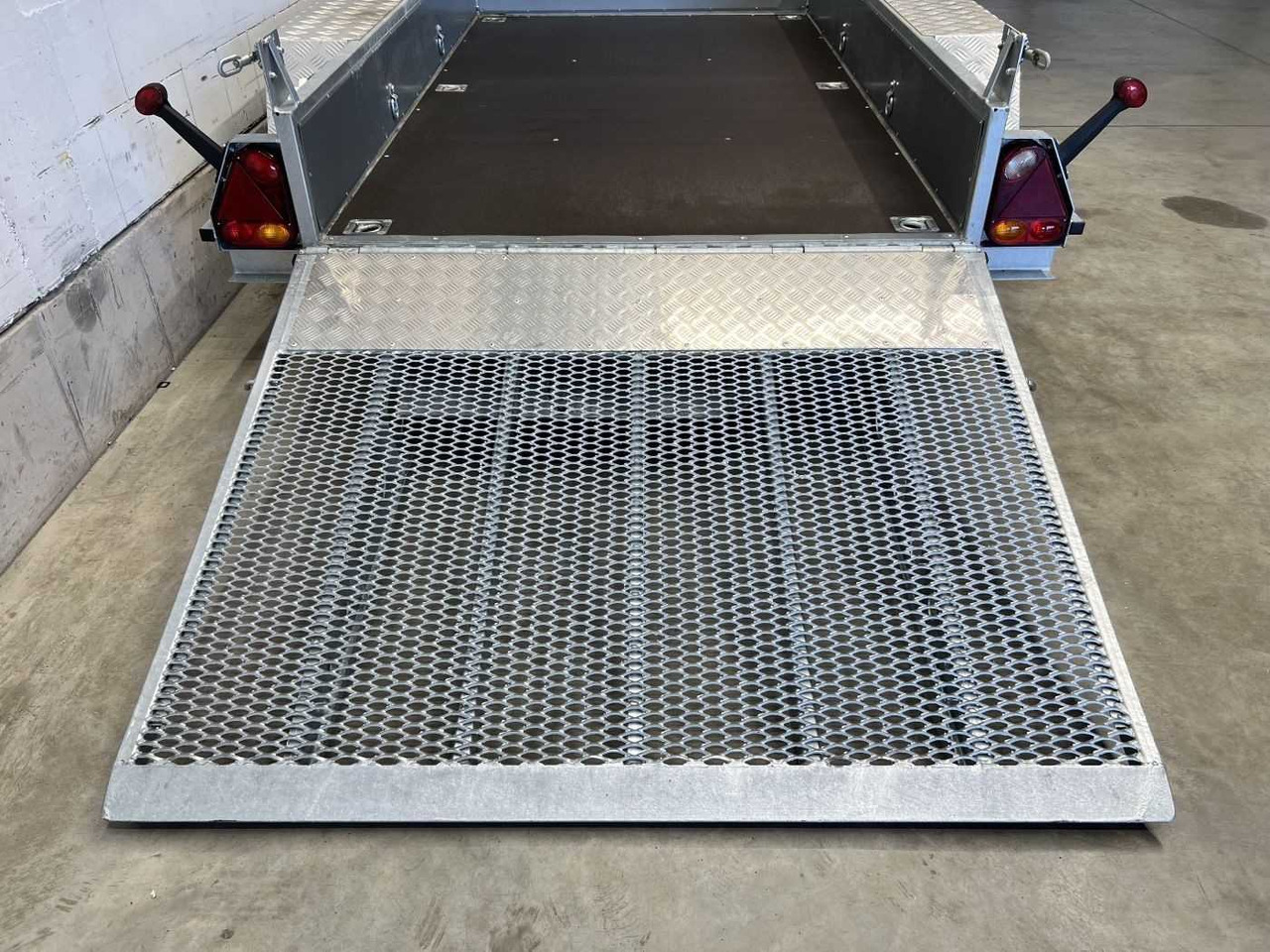 VARIANT 2715 M2 Maschinentransporter - Prikolica: slika 3 VARIANT 2715 M2 Maschinentransporter - Prikolica: slika 3