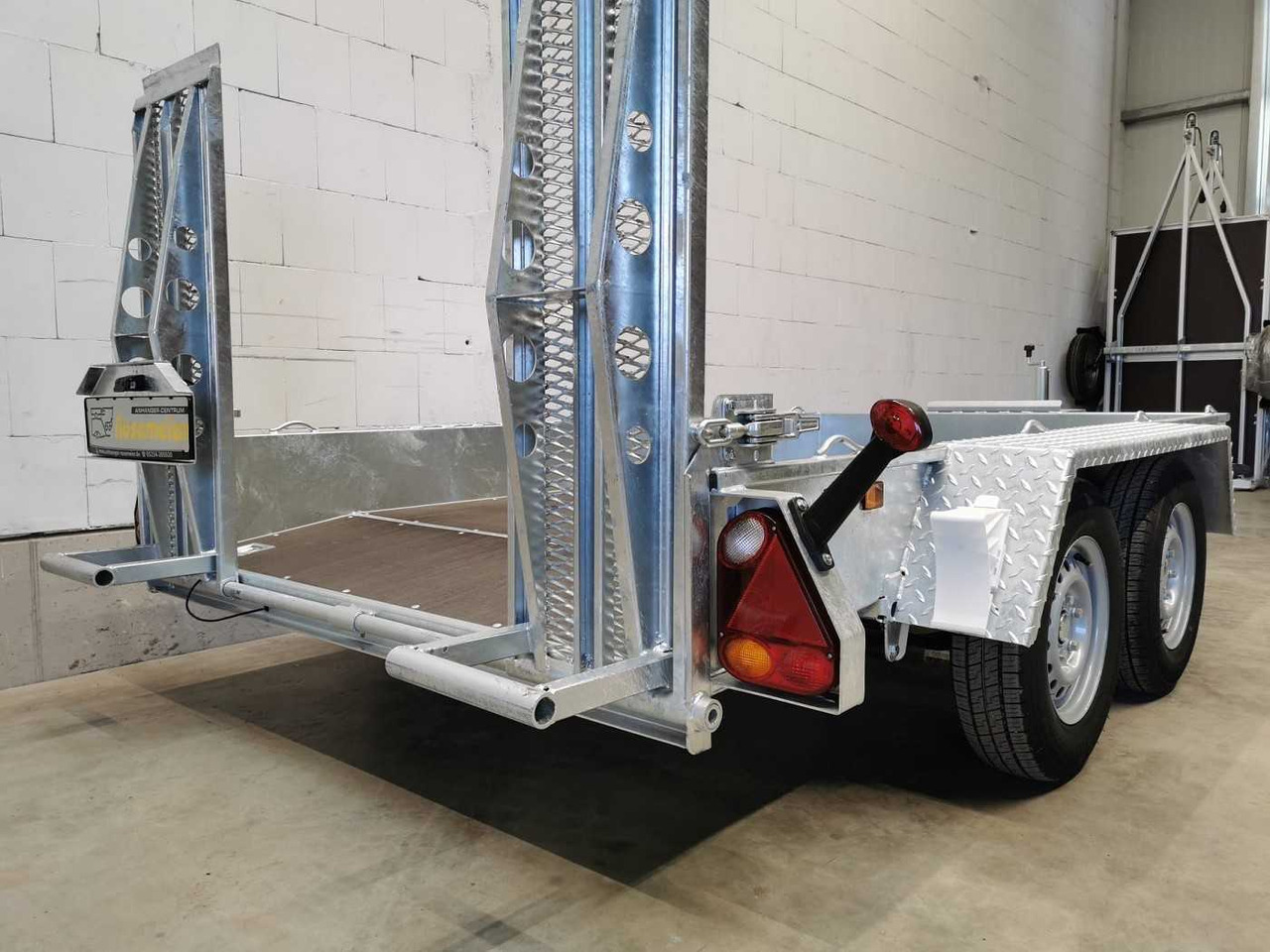 VARIANT 2716 B3 Maschinentransporter - Prikolica: slika 4 VARIANT 2716 B3 Maschinentransporter - Prikolica: slika 4