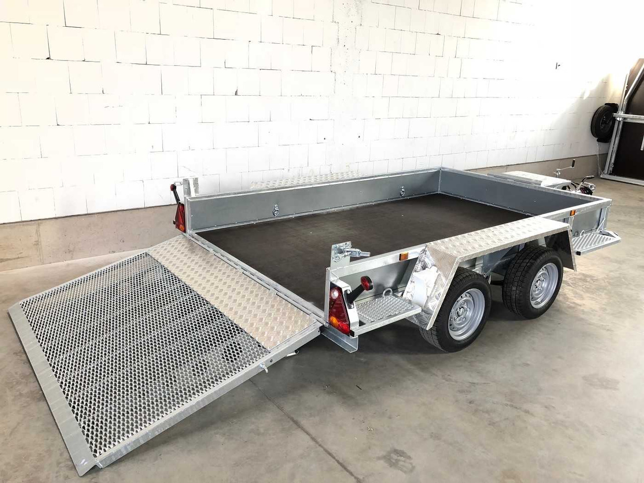 VARIANT 3518 M3 Maschinentransporter - Prikolica: slika 2 VARIANT 3518 M3 Maschinentransporter - Prikolica: slika 2