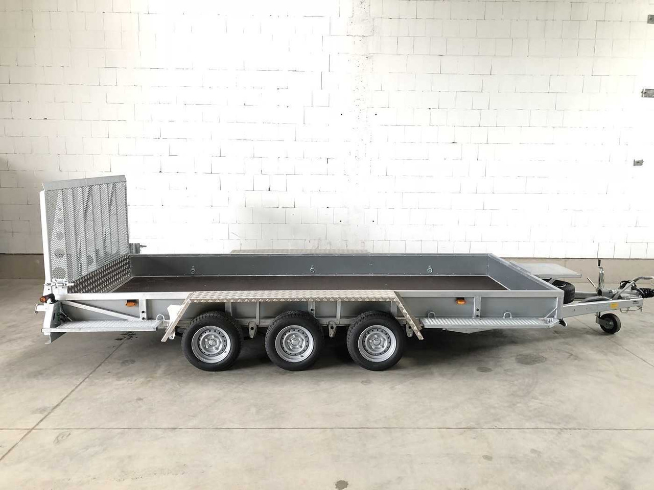 VARIANT 3520 M5 Maschinentransporter - Prikolica za prevoz radnih mašina: slika 5 VARIANT 3520 M5 Maschinentransporter - Prikolica za prevoz radnih mašina: slika 5