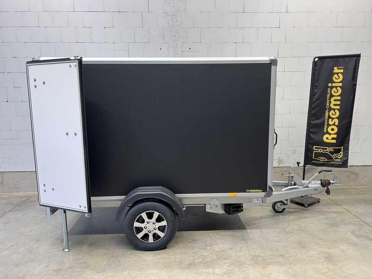 VARIANT Night Edition 1-Achser Kofferanhänger - Prikolica sa zatvorenim sandukom: slika 1 VARIANT Night Edition 1-Achser Kofferanhänger - Prikolica sa zatvorenim sandukom: slika 1