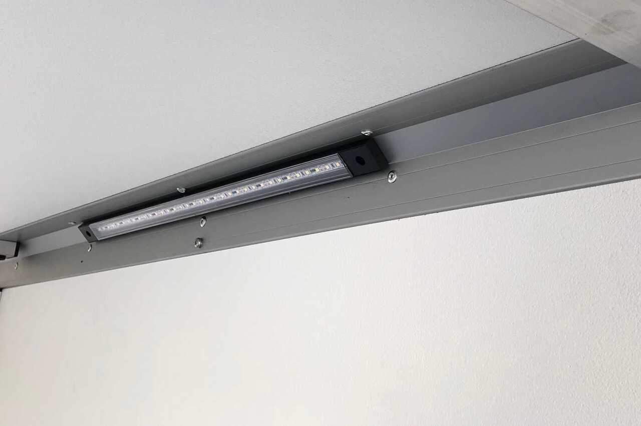 Lizing VARIANT Night Edition Tandem Tür 2,5 t Kofferanhänger VARIANT Night Edition Tandem Tür 2,5 t Kofferanhänger: slika 30