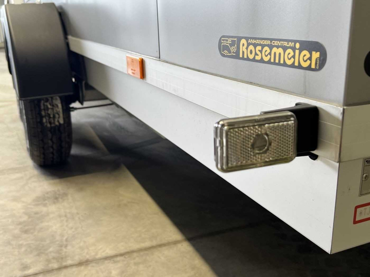 Novu Prikolica sa zatvorenim sandukom VEZEKO TK D 27.40 Flügeltüren+Seitenk Kofferanhänger Promotionanhänger: slika 23