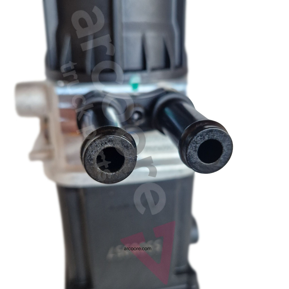 DAF 5506957 - Rezervoar za AdBlue tečnost: slika 2 DAF 5506957 - Rezervoar za AdBlue tečnost: slika 2