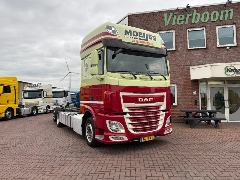 DAF XF 460 XF460 6X2 SCC EURO6 CHASSIS - HOLLAND TRUCK - TOP CONDITION!!! - Kamion sa golom šasijom i zatvorenom kabinom: slika 1 DAF XF 460 XF460 6X2 SCC EURO6 CHASSIS - HOLLAND TRUCK - TOP CONDITION!!! - Kamion sa golom šasijom i zatvorenom kabinom: slika 1