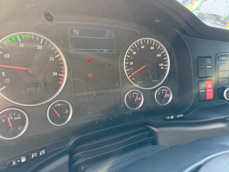 MAN TGL TGL 8.180 Euro6 Bakwagen met laadklep / Werkplaats / Vangmuil / Licht en lucht - Kamion sa zatvorenim sandukom: slika 4 MAN TGL TGL 8.180 Euro6 Bakwagen met laadklep / Werkplaats / Vangmuil / Licht en lucht - Kamion sa zatvorenim sandukom: slika 4