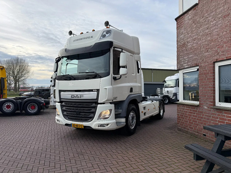DAF CF 440 CF440 4X2 SPACECAB / Full spoilers / Alcoa / Hydraulics / Holland Truck !!!!!!! - Tegljač: slika 2 DAF CF 440 CF440 4X2 SPACECAB / Full spoilers / Alcoa / Hydraulics / Holland Truck !!!!!!! - Tegljač: slika 2