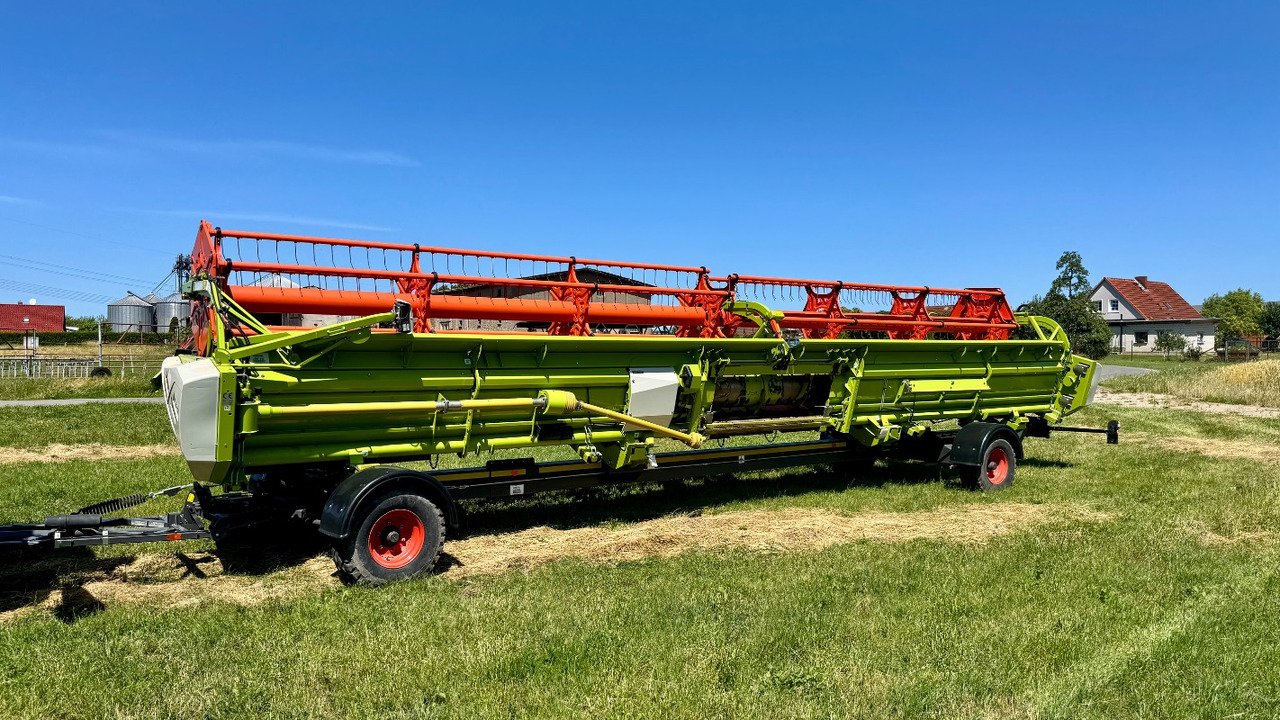 CLAAS Lexion 6900 TerraTrac 890 full Options - Kombinovani kombajn: slika 4 CLAAS Lexion 6900 TerraTrac 890 full Options - Kombinovani kombajn: slika 4