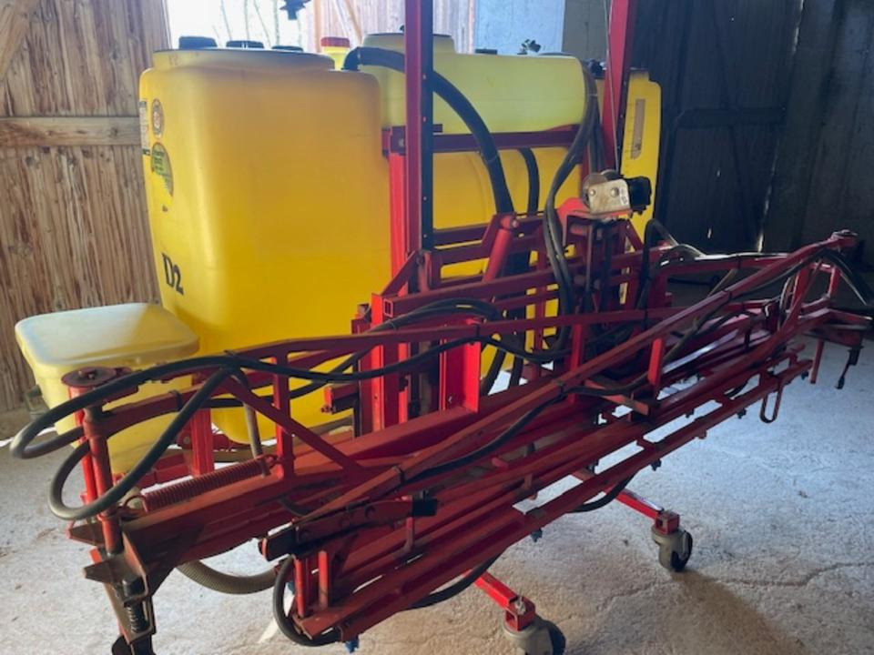 Feldspritze 800 ltr. Rau D2 - Prskalica montirana na traktor: slika 4 Feldspritze 800 ltr. Rau D2 - Prskalica montirana na traktor: slika 4