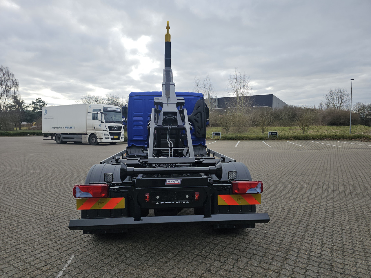 Kamion sa hidrauličnom kukom MAN TGL 12.190 BL: slika 17