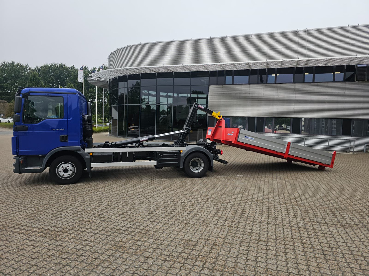 MAN TGL 12.190 BL - Kamion sa hidrauličnom kukom: slika 2 MAN TGL 12.190 BL - Kamion sa hidrauličnom kukom: slika 2