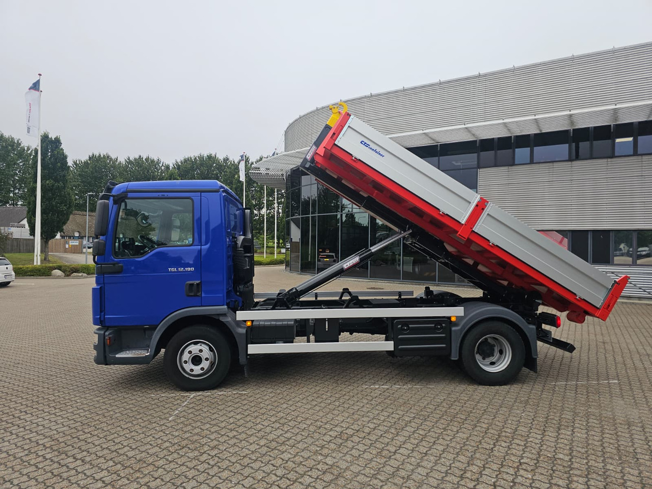 Kamion sa hidrauličnom kukom MAN TGL 12.190 BL: slika 11