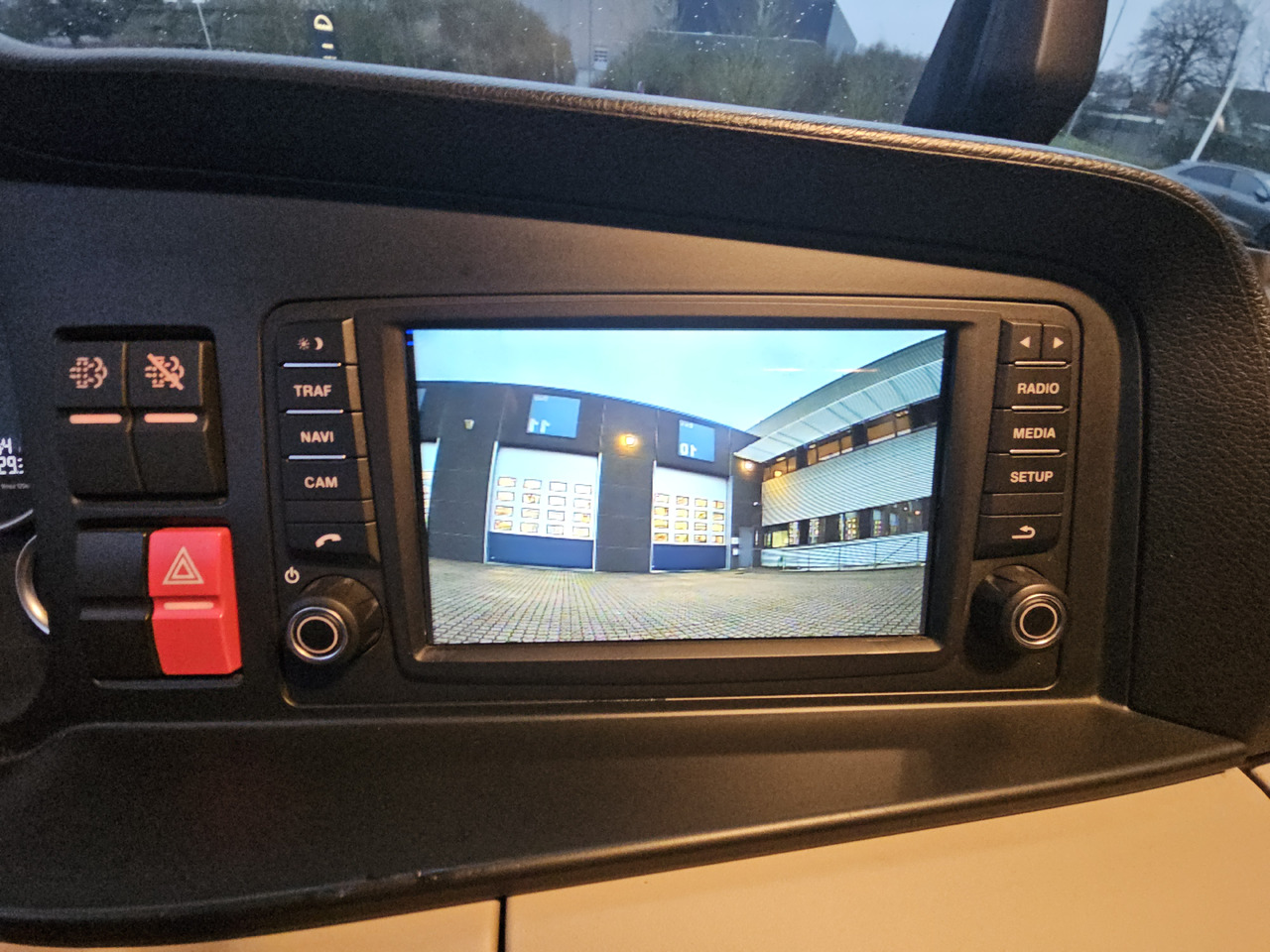 Kamion sa hidrauličnom kukom MAN TGL 12.190 BL: slika 12