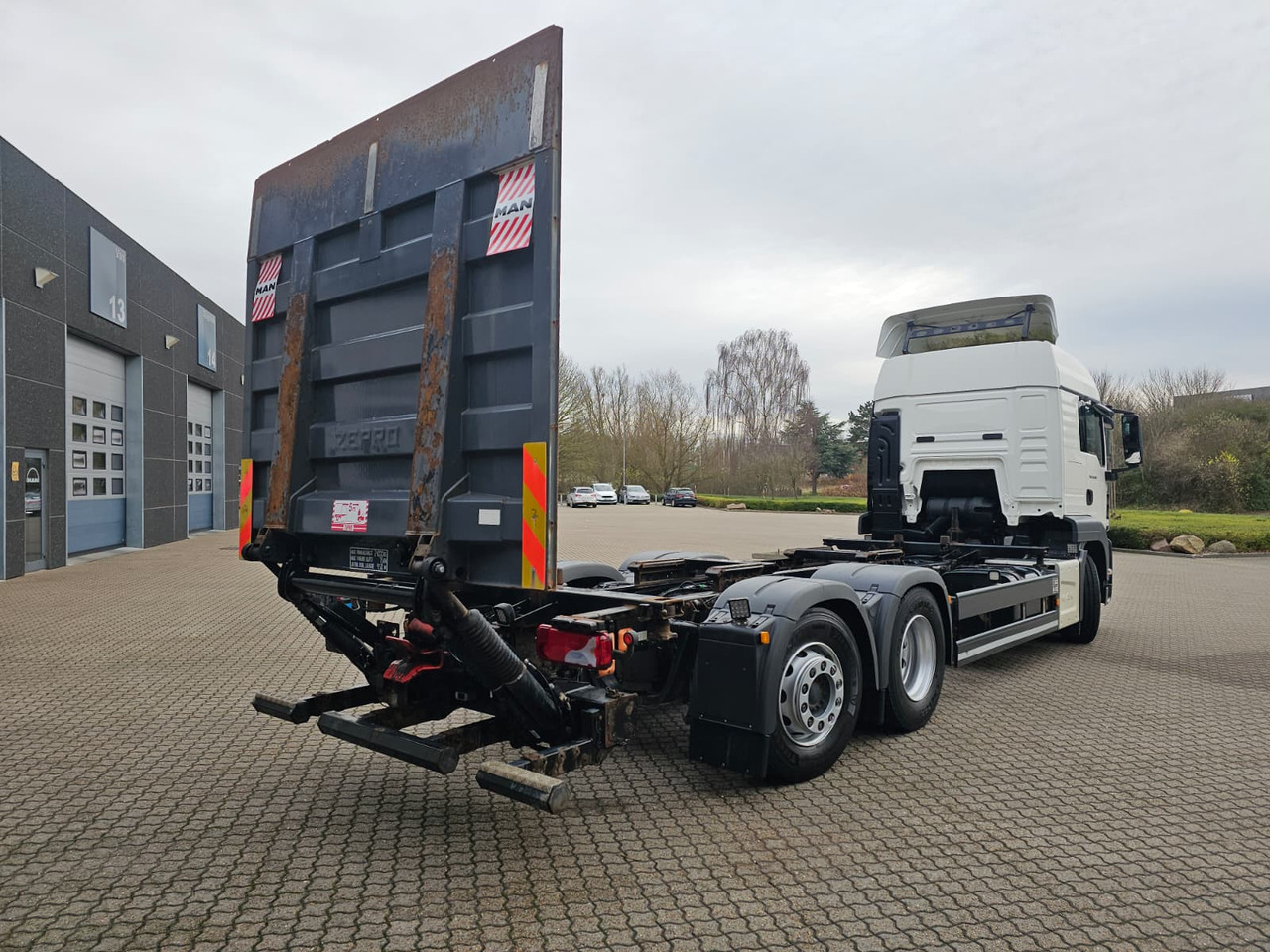 MAN TGS 26.500 6X2-4 - Kamion za prevoz kontejnera/ Kamion sa promenjivim sandukom: slika 3 MAN TGS 26.500 6X2-4 - Kamion za prevoz kontejnera/ Kamion sa promenjivim sandukom: slika 3