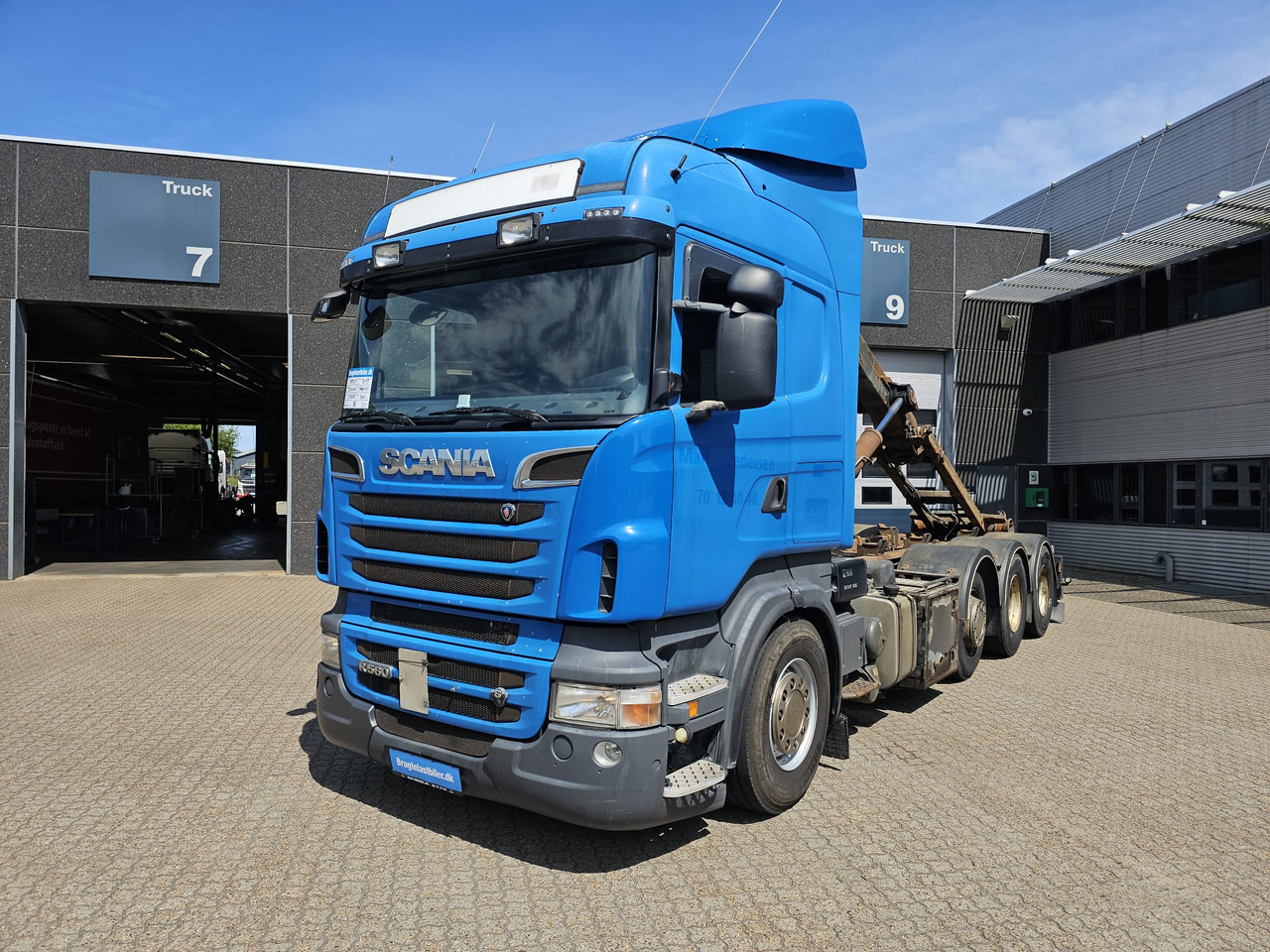 Scania R560 - Kamion sa hidrauličnom kukom: slika 1 Scania R560 - Kamion sa hidrauličnom kukom: slika 1