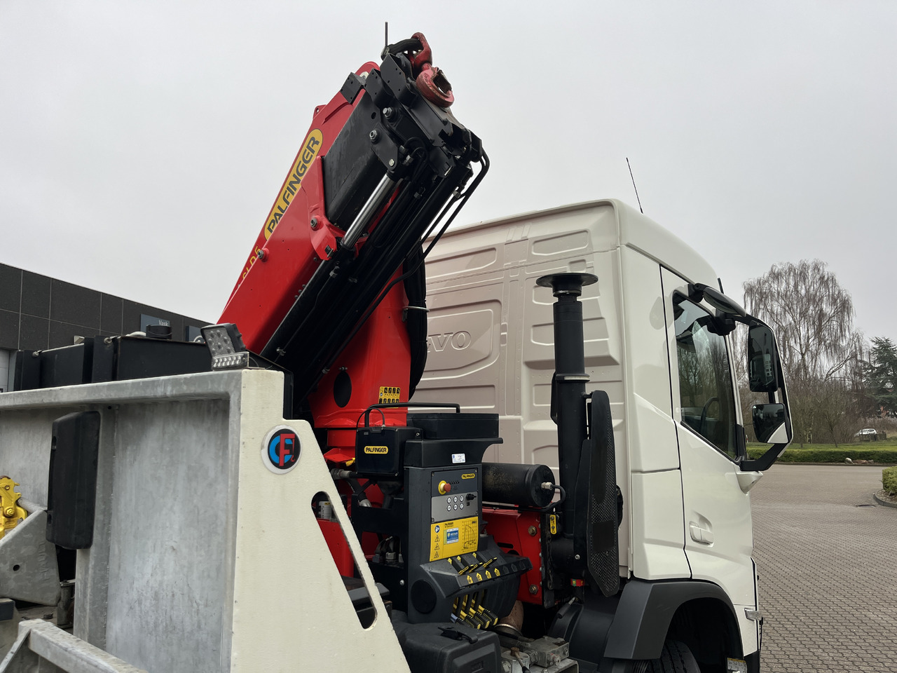 Kamion za prevoz automobila, Kamion sa dizalicom Volvo FM500: slika 20 Kamion za prevoz automobila, Kamion sa dizalicom Volvo FM500: slika 20