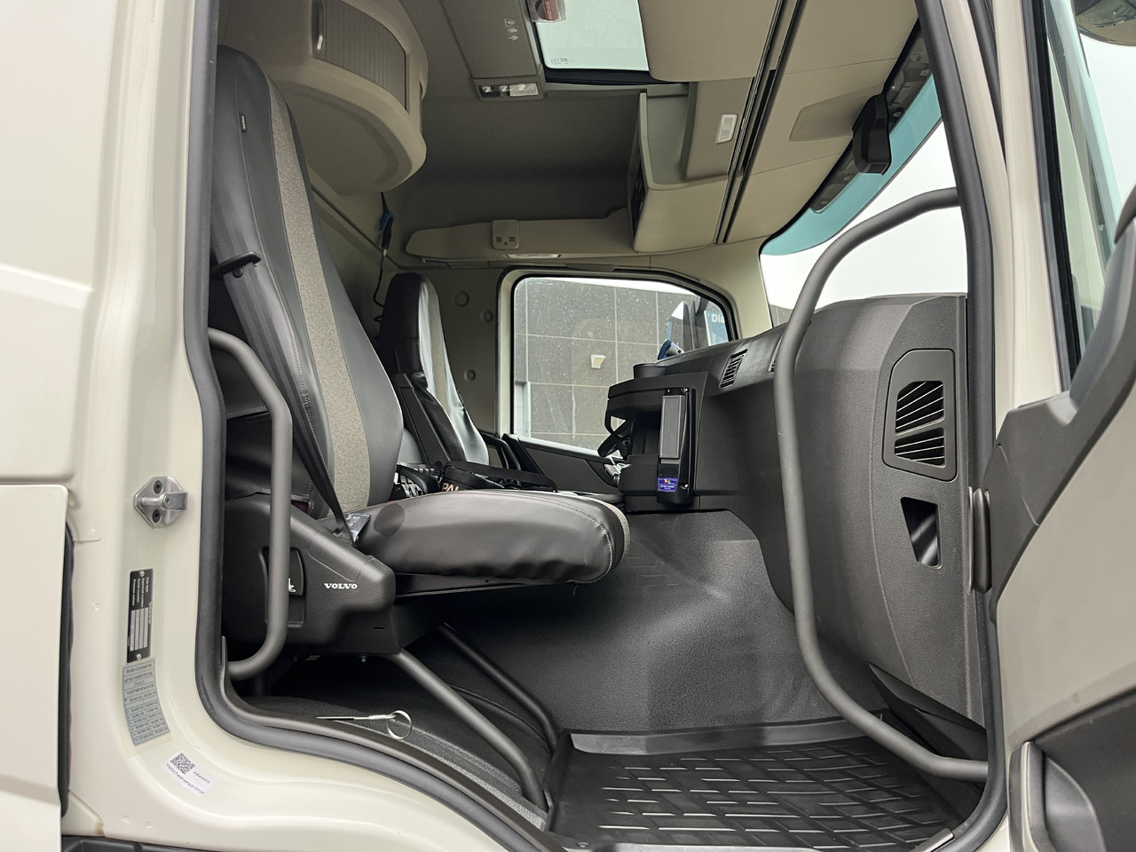 Kamion za prevoz automobila, Kamion sa dizalicom Volvo FM500: slika 22 Kamion za prevoz automobila, Kamion sa dizalicom Volvo FM500: slika 22