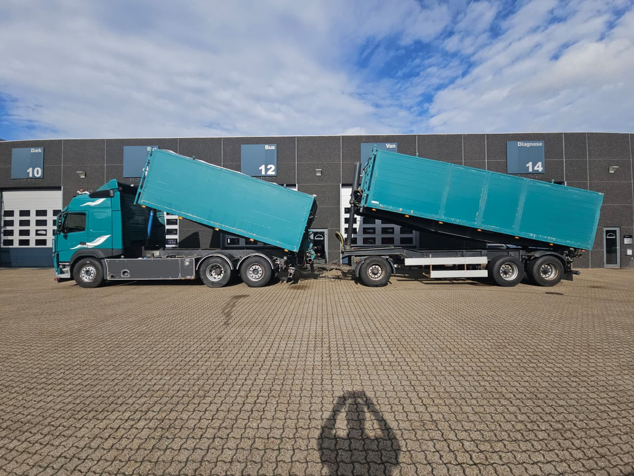 Volvo FM500 Suge-Blæse anlæg - Istovarivač: slika 5 Volvo FM500 Suge-Blæse anlæg - Istovarivač: slika 5