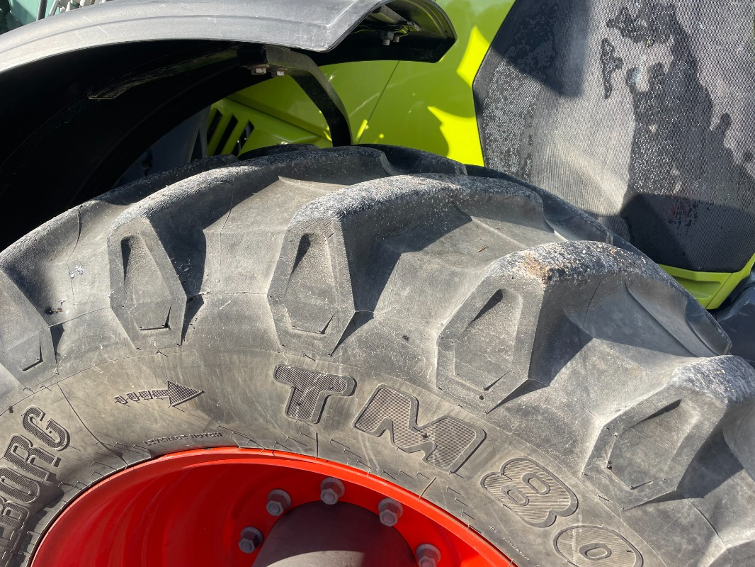 CLAAS Arion 660 CMATIC - Traktor: slika 3 CLAAS Arion 660 CMATIC - Traktor: slika 3