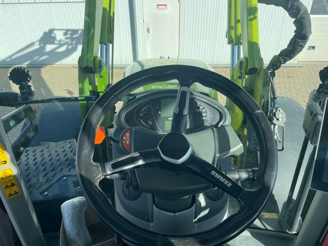CLAAS Arion 660 CMATIC - Traktor: slika 5 CLAAS Arion 660 CMATIC - Traktor: slika 5