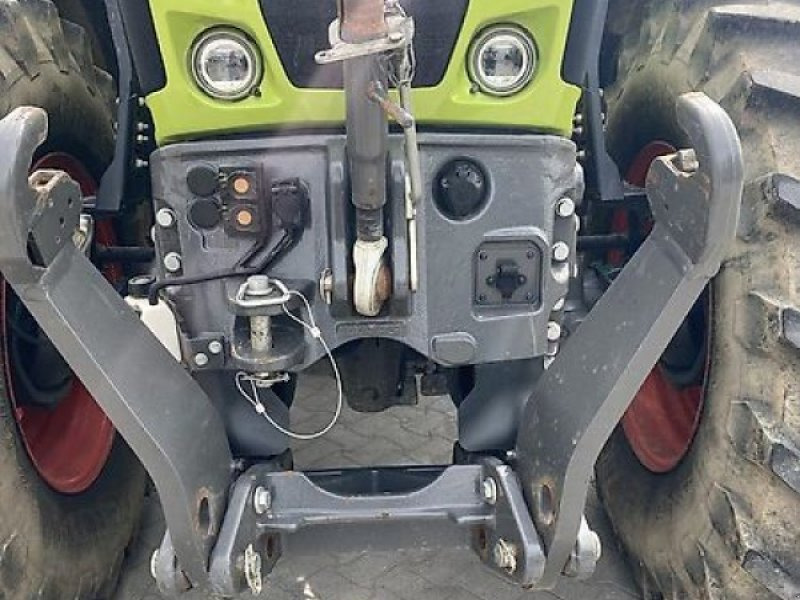CLAAS Axion 850 CEBIS - Traktor: slika 5 CLAAS Axion 850 CEBIS - Traktor: slika 5