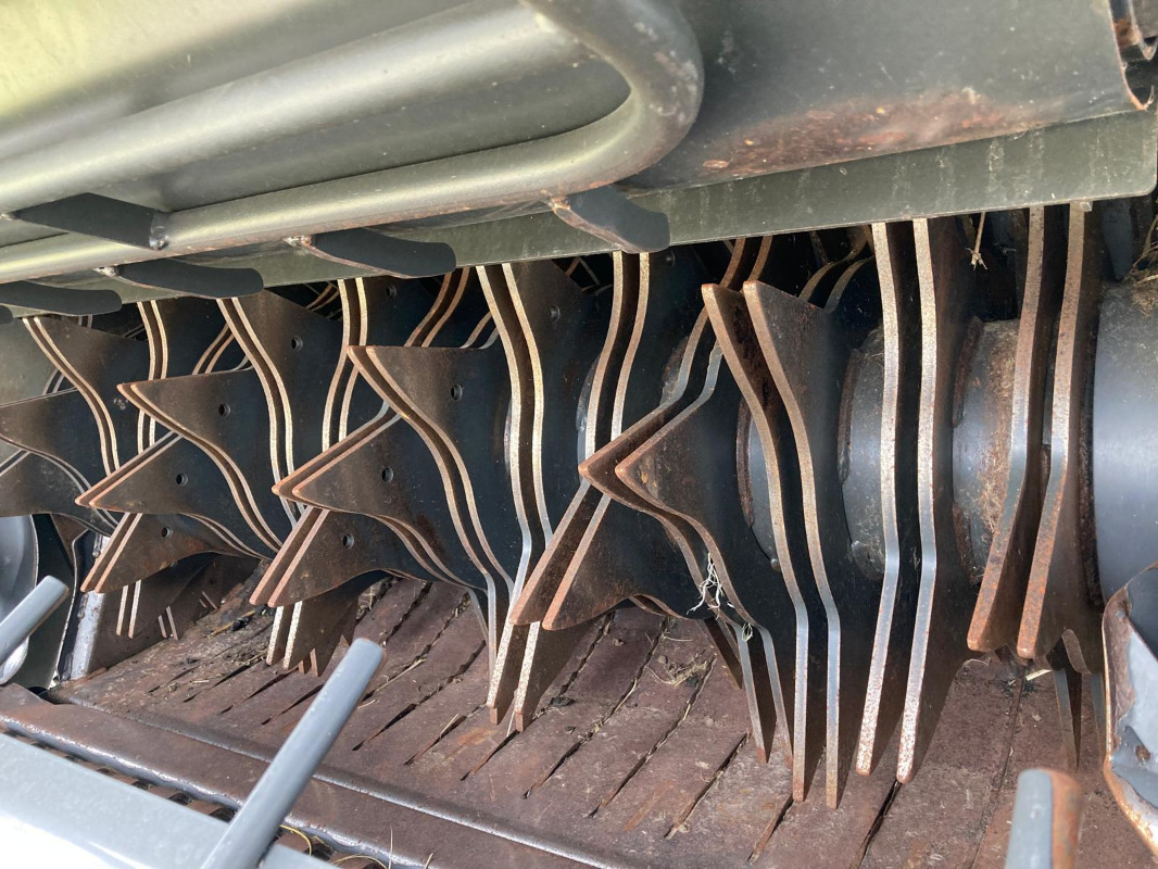 CLAAS Variant 485 RC PRO - Balirka za okrugle bale: slika 4 CLAAS Variant 485 RC PRO - Balirka za okrugle bale: slika 4